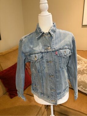 Levi's Women's Light Blue Denim XS Jacket